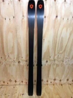 Ski Dynastar Powertrack 84 -SneeuwSpel Winkel IMG 5922