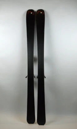 Voorkant -SneeuwSpel Winkel MovementRT85 Base