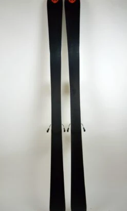 Ski Dynastar Intense 10 -SneeuwSpel Winkel SkiDynastarIntense10 Base