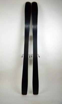 Ski Dynastar Powertrack 79 -SneeuwSpel Winkel SkiDynastarPowertrack79 Base