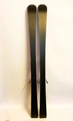 VÖLKL Ski Völkl Flair 76 -SneeuwSpel Winkel SkiVolklFlair76base