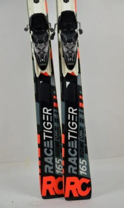 VÖLKL Ski Völkl Racetiger RC UVO -SneeuwSpel Winkel SkiVolklRacetigerRCUVO Tail