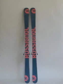 Ski Rossignol Scratch Pro -SneeuwSpel Winkel Ski Rossignol Scratch Pro Base